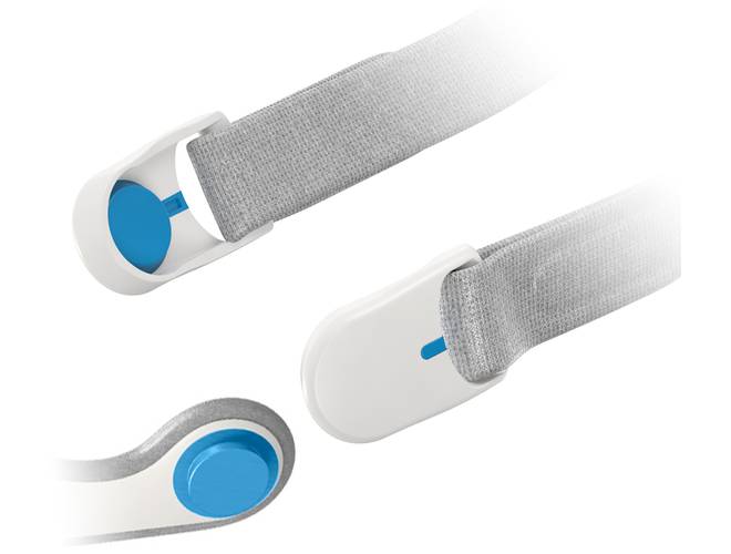 RespBuy-Resmed-63475-airfit-airtouch-headgear-clips-in-use_jpg_egdetail